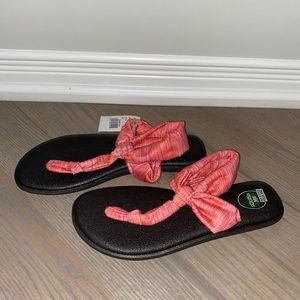 Yoga Sling Flip Flops Size 9